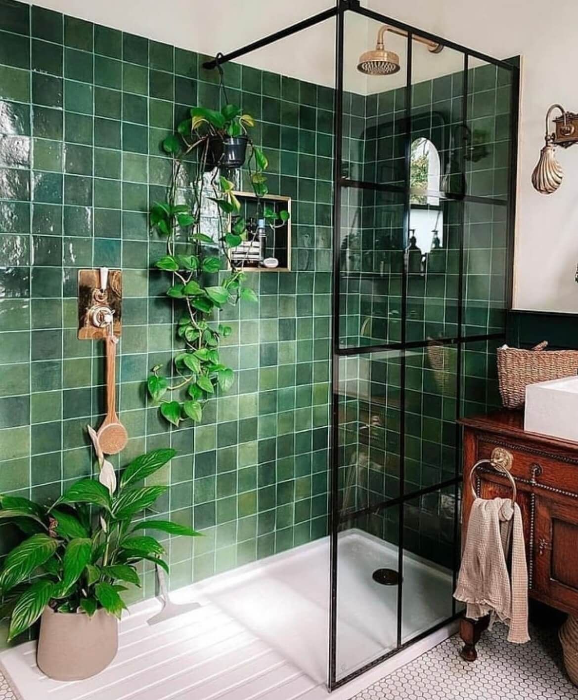 Bigger Design Ideas for Small
Bathroom