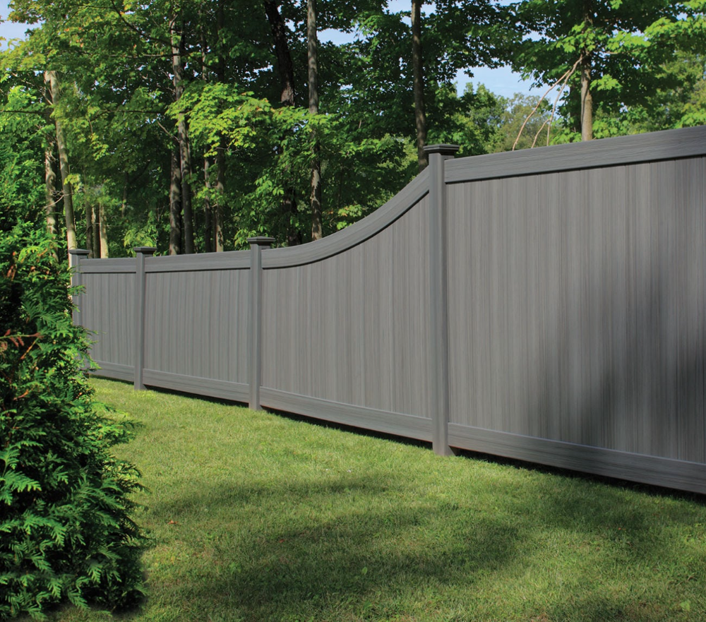 Vinyl fences: looking like wood or stone, but more sturdy