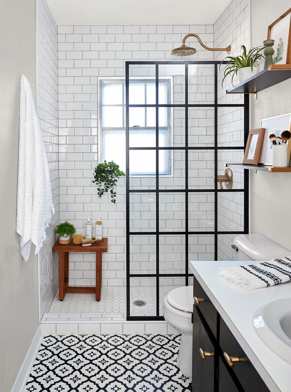 White Bathroom Decoration Ideas