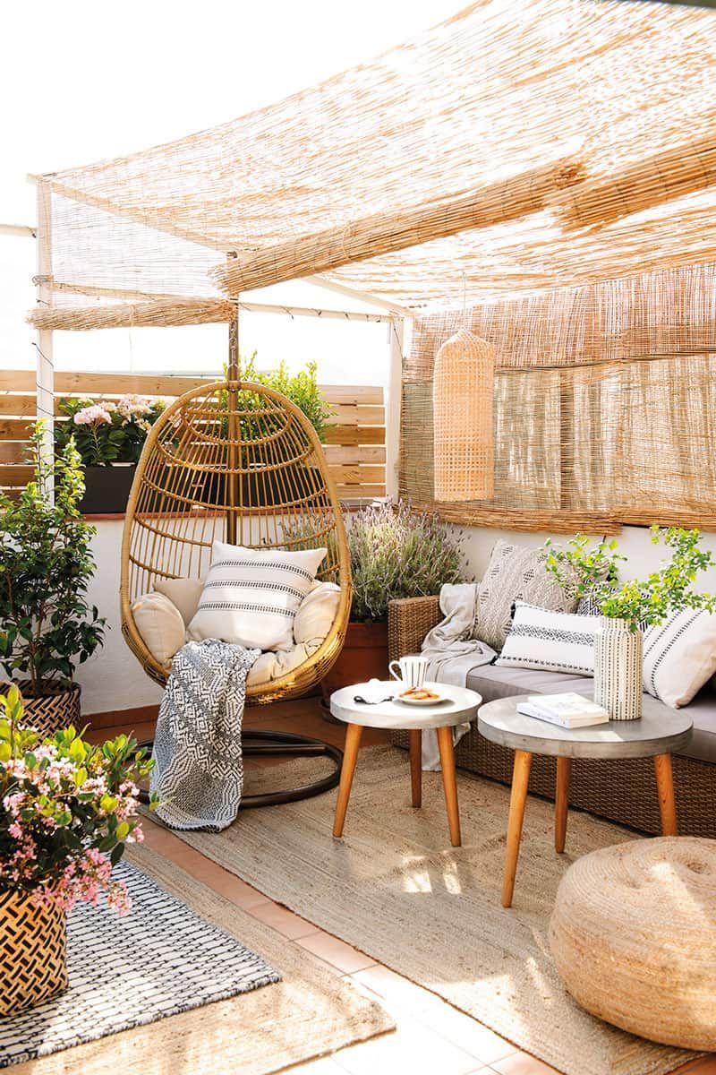 DECORATE YOUR GARDEN OR
OUTDOOR WITH THE HELP OF Wicker Patio Set