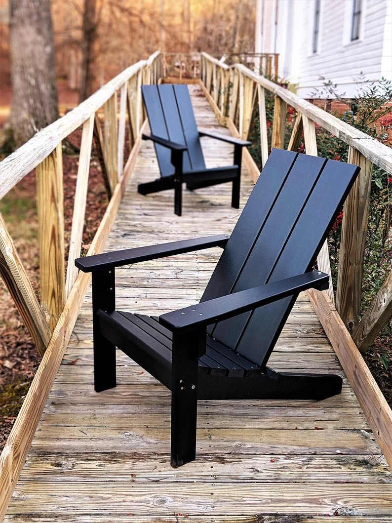 Adirondack Chair – A Comfy
Piece of Furniture for Your Garden