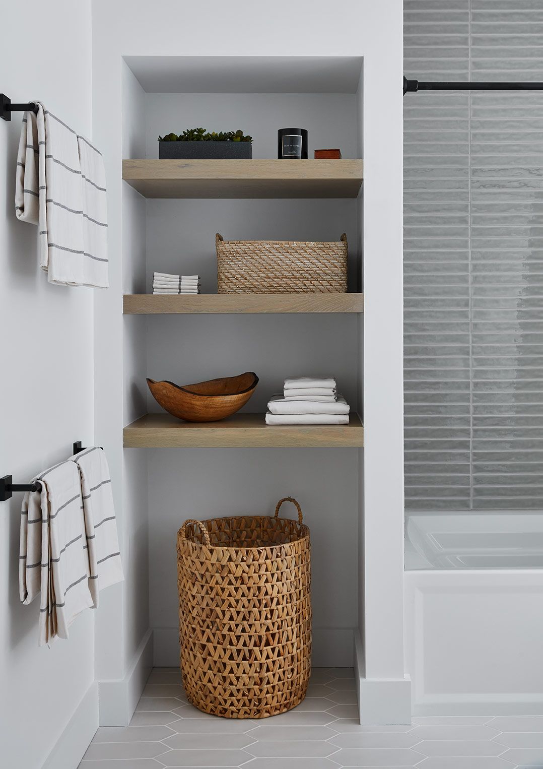 Bathroom Shelves Add to Your  Bathroom Elegance and Practicality