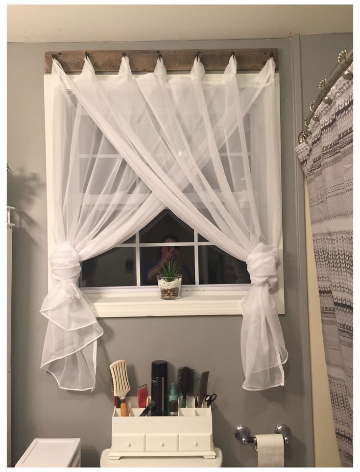 How You Can Make Classy and
Romantic Bathroom Window Curtains