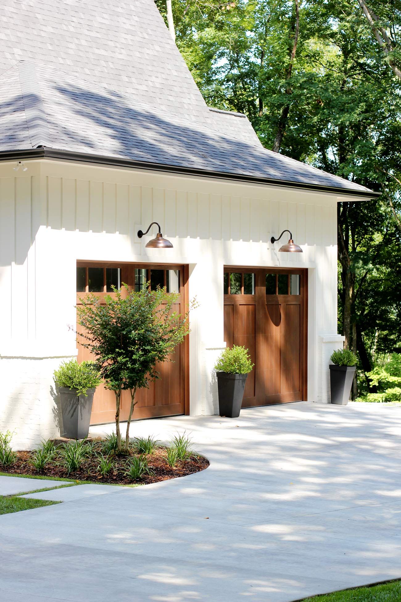 Process of adoring your home
with concrete driveways