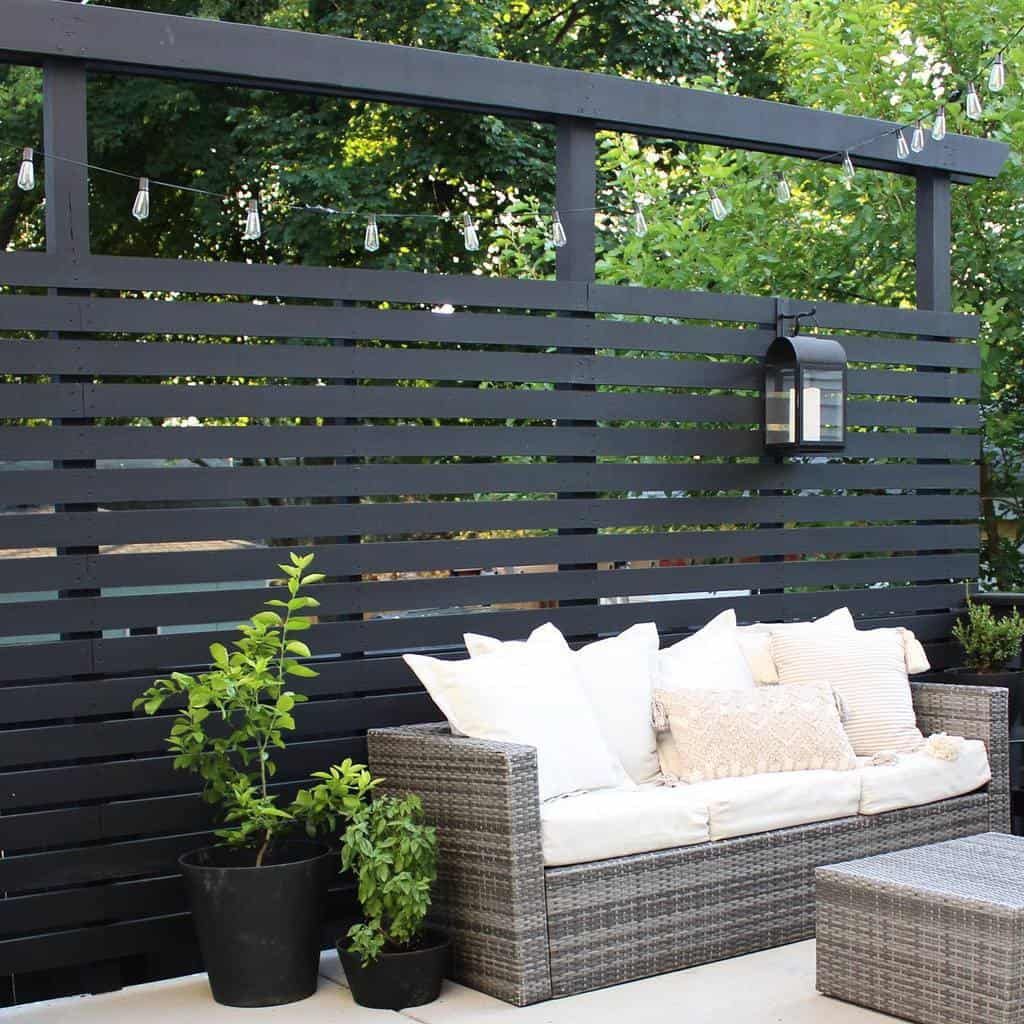 How to choose the deck privacy
screens