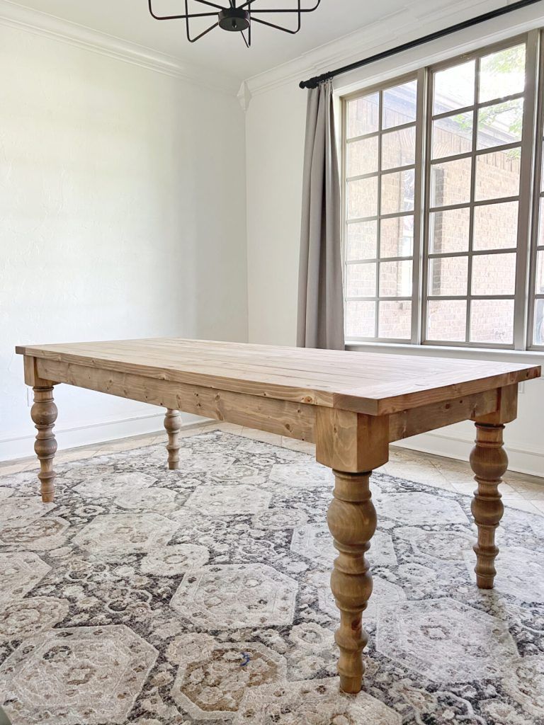 Farmhouse Table: Beautiful and
Tough