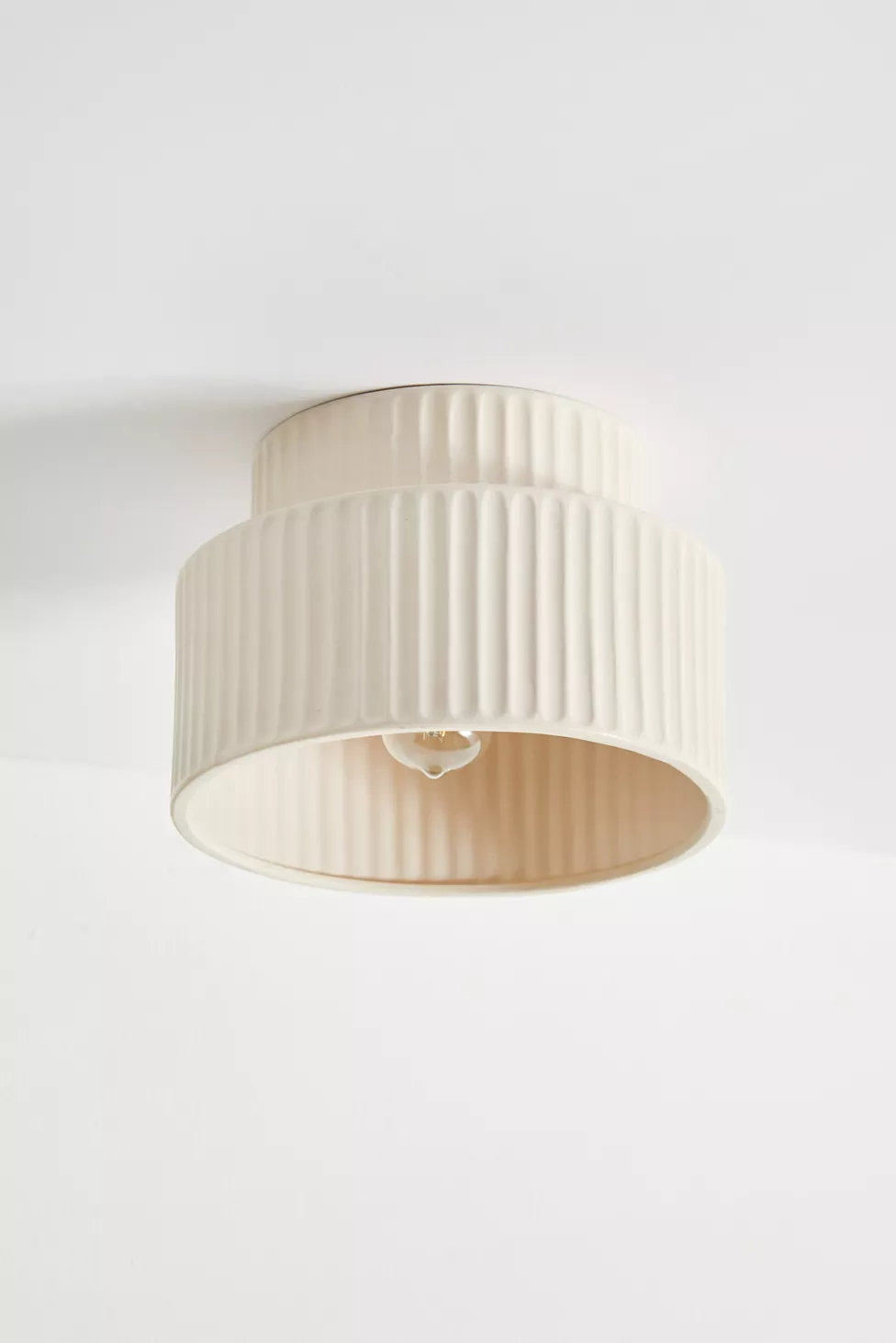 Pretty Dazzling Flush Mount
Lighting for Your Home