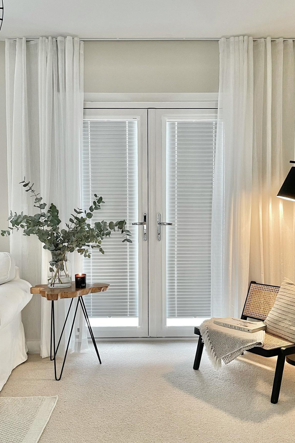 FRENCH DOOR BLINDS – ULTIMATE
SOLUTION FOR YOUR DOOR & WINDOW