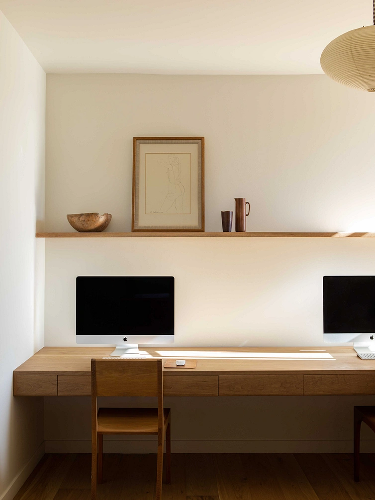 Maximize Your Productivity: Choosing the
Right Home Office Furniture