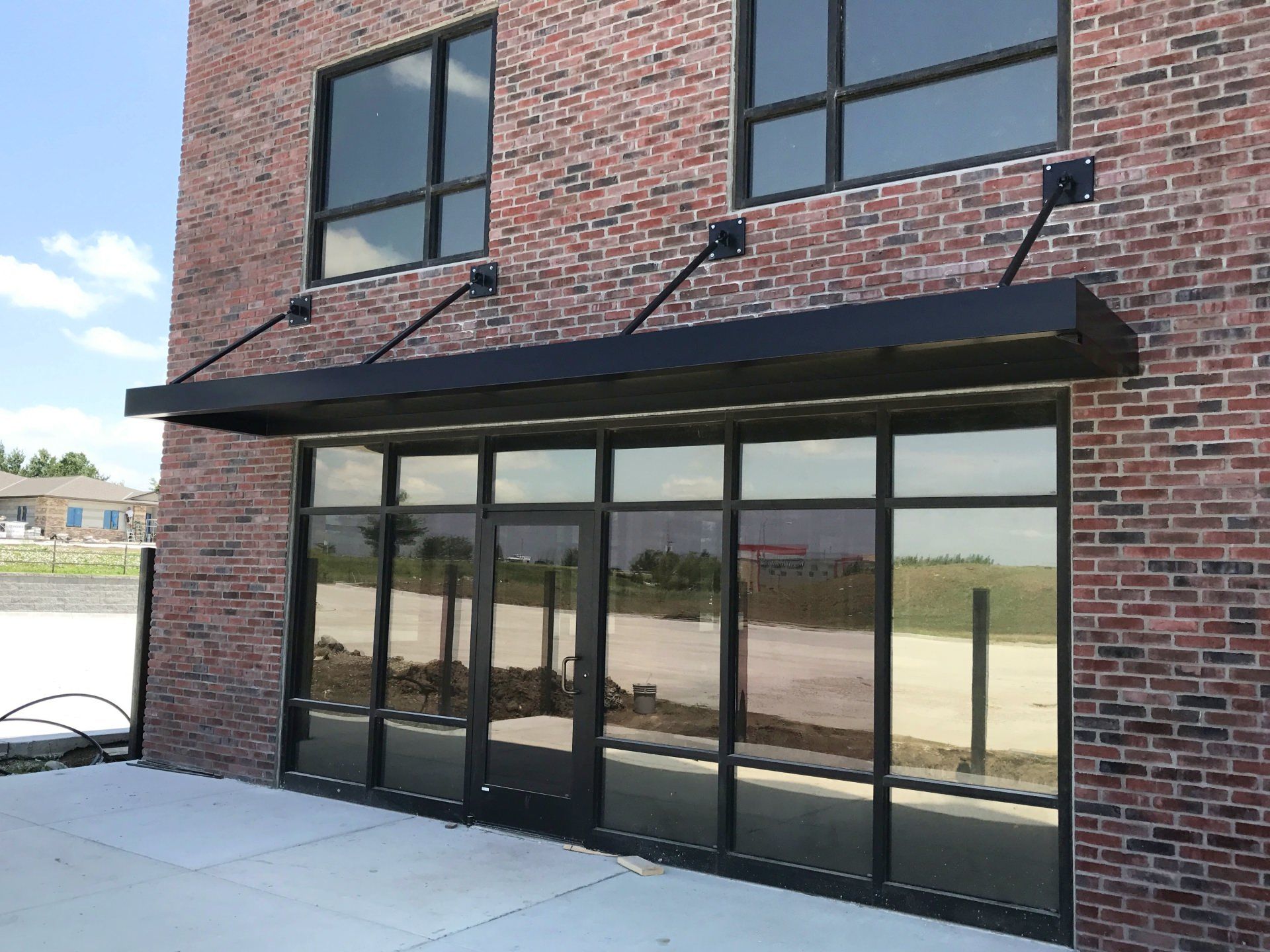 Benefits of choosing metal
awning