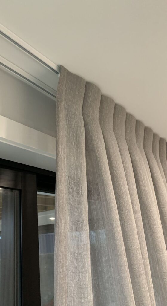 modern-curtains.jpg