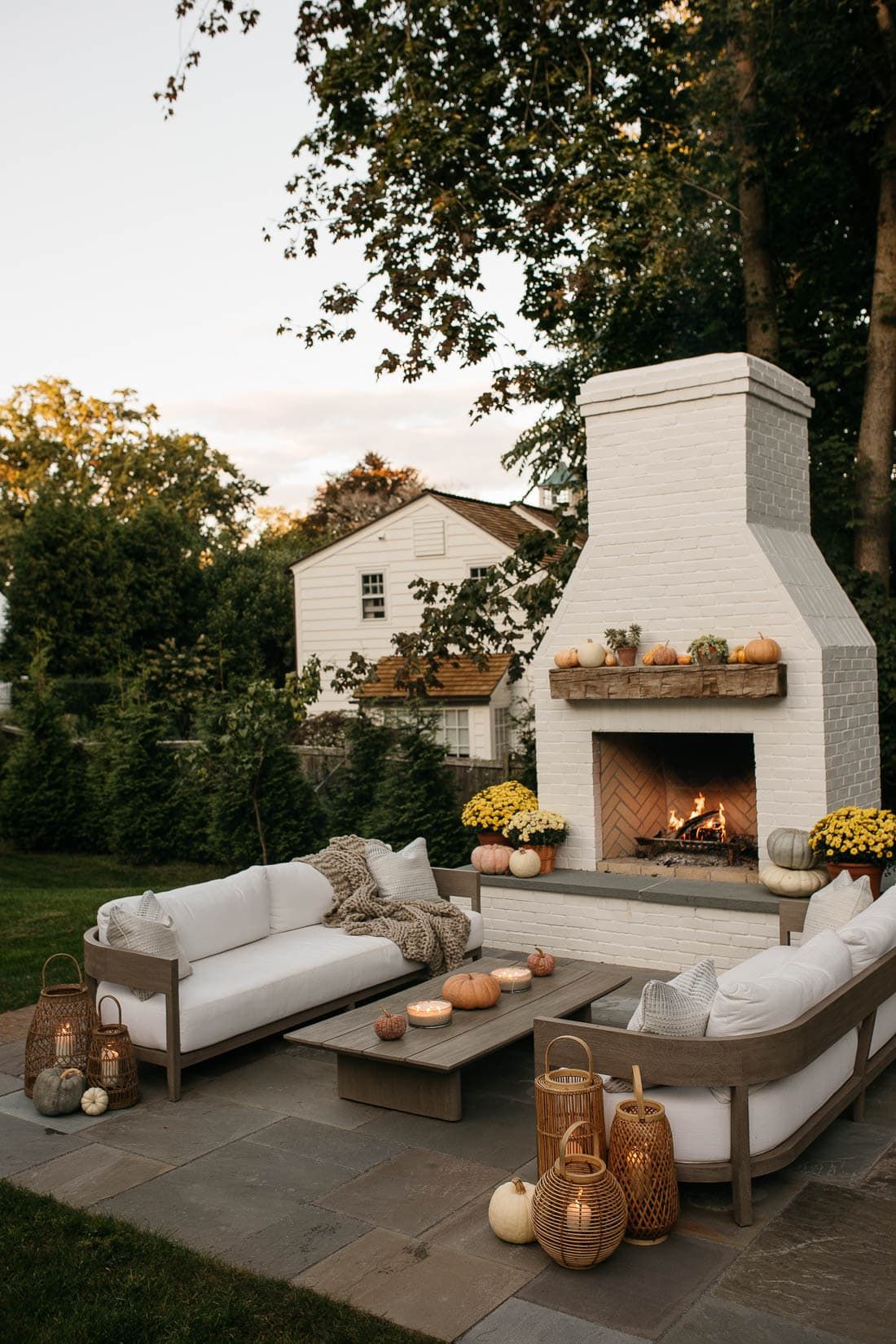 How to make outdoor patio to
be incredible