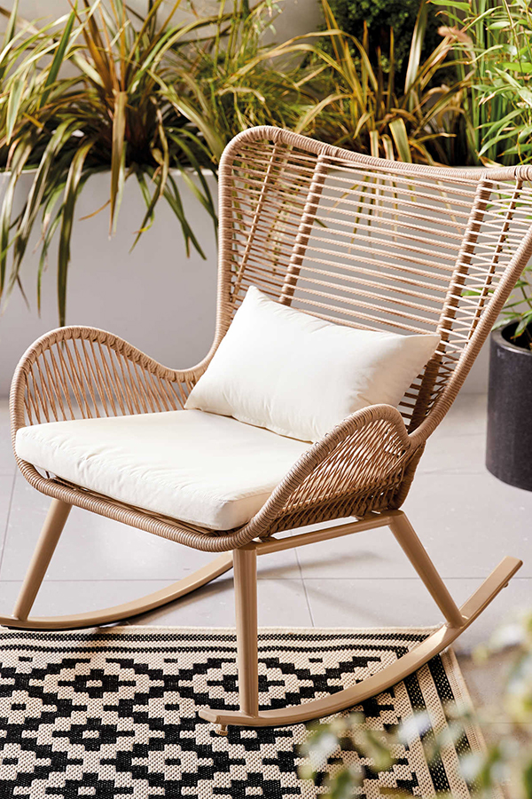 Get Outdoor Rocking Chairs For
Yourself