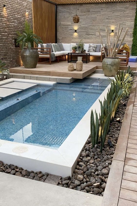 Easy Ways to Build a Pool Deck