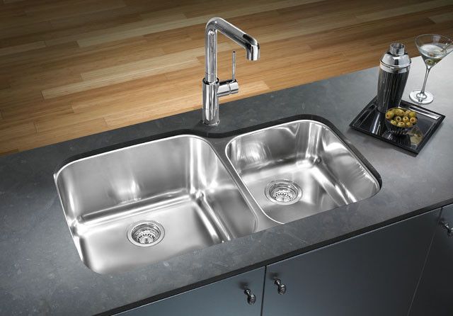 Stainless steel kitchen sinks: the best choice for a modern home