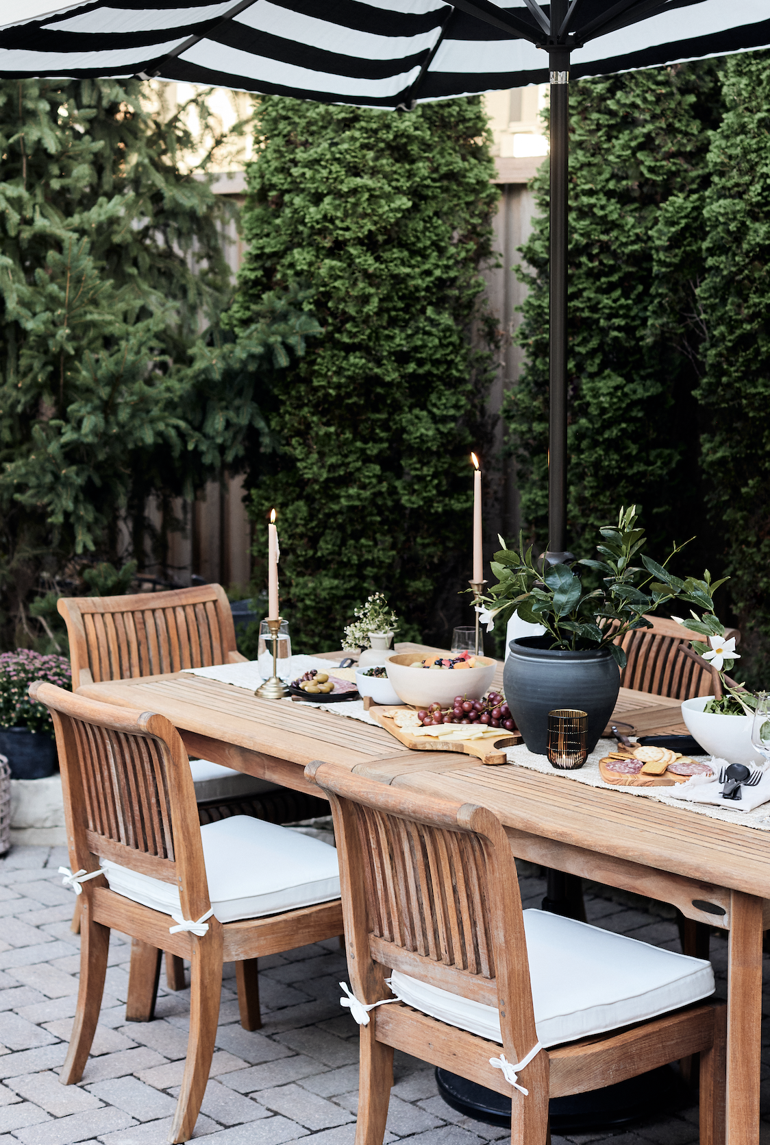 Enhance Your Outdoor Oasis: Stylish Wood  Outdoor Furniture Ideas