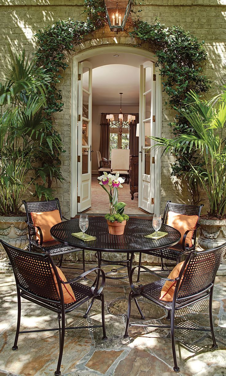 The Beauty Of Wrought Iron
Patio Furniture