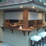 20+ Creative Patio / Outdoor Bar Ideas You Must Try at Your Backyard