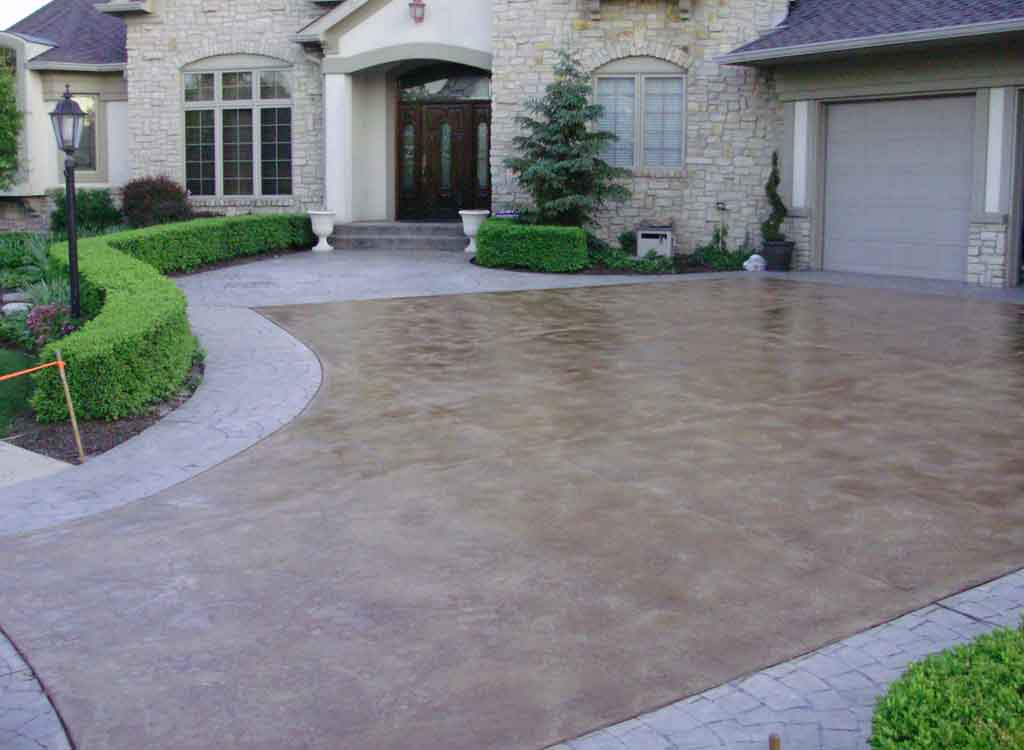 Process of adoring your home with concrete driveways