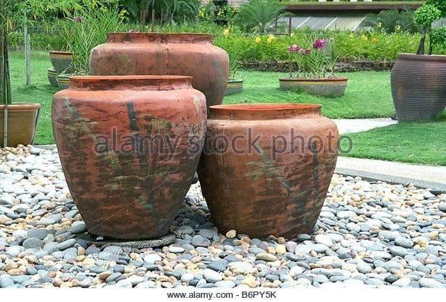 extra large garden pots creative of extra large plant pots large planter IYOMNUN