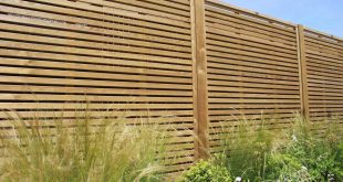 garden fence panels venetian fencing situated in a garden QYSSXPH