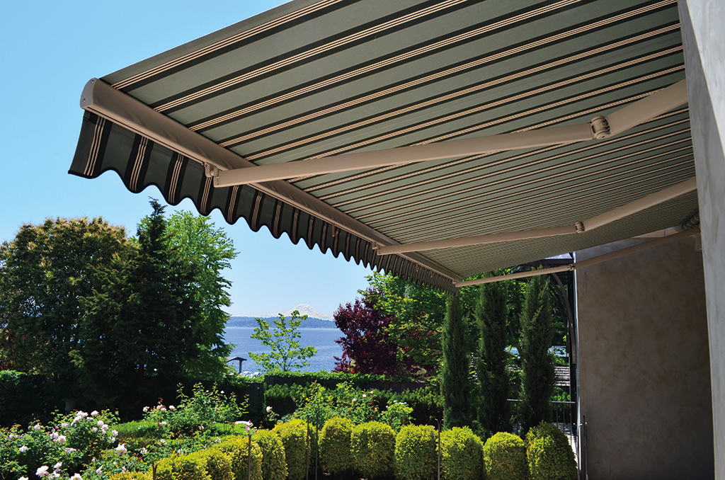 patio awnings retractable awnings for your deck and patio VNQPYFK