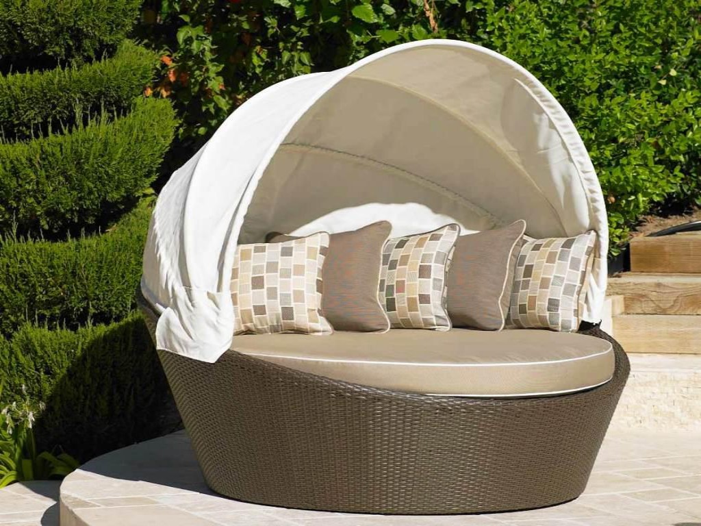 round outdoor daybed with canopy KFNQVJP