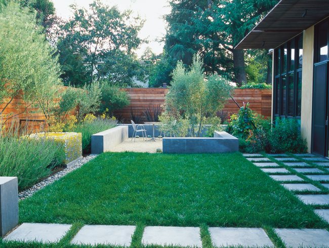 small garden design minimalist garden, small lawn small garden pictures bernard trianor +  associates GNMWQEX