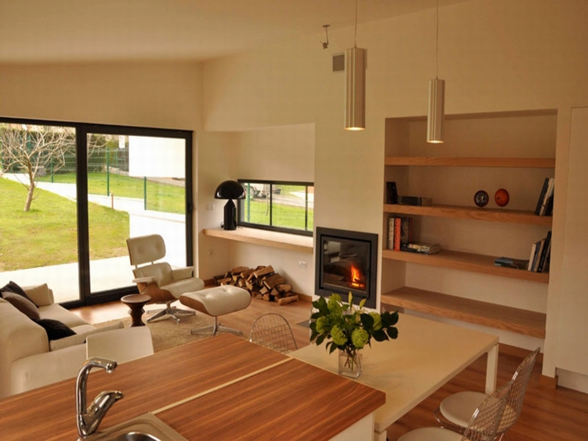 Modern Day Small House Interior Design Tips