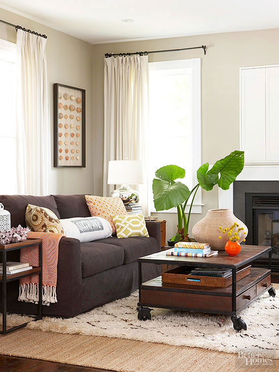 Ways to Decorate with a Brown Sofa