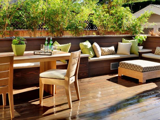 Your Guide to Buying Deck Furniture | DIY