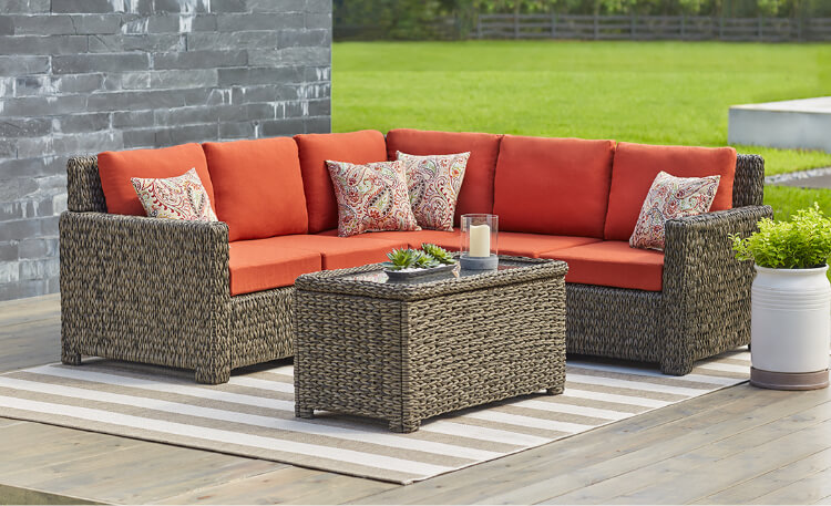 How to Choose Deck Furniture
  for Your Patio, Porch or Pool