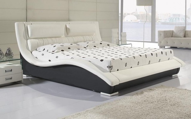 designer modern real genuine leather bed / soft bed/double bed king