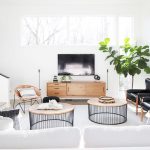 A Feng Shui Healer Thinks Your Living Room Is Missing These 3 Things
