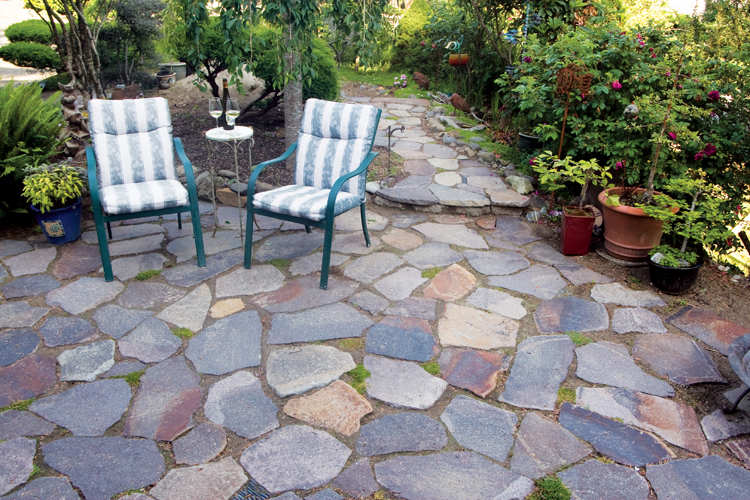 Create your own flagstone patio