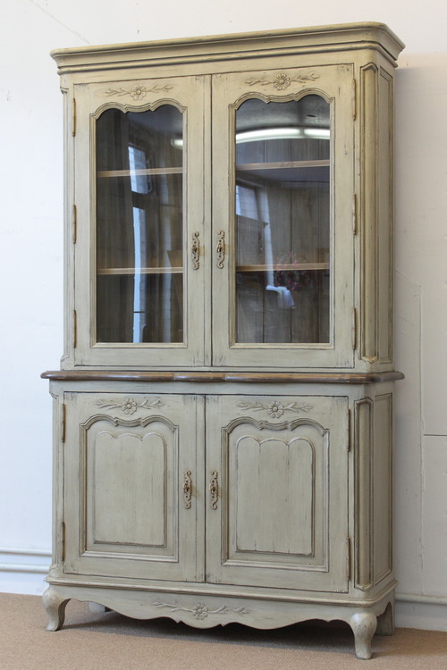 French Country Hutch | Laurel Crown Furniture