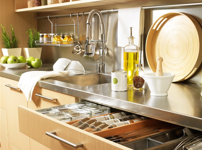 Kitchen accessories to keep it tidy - VANY Home Decor