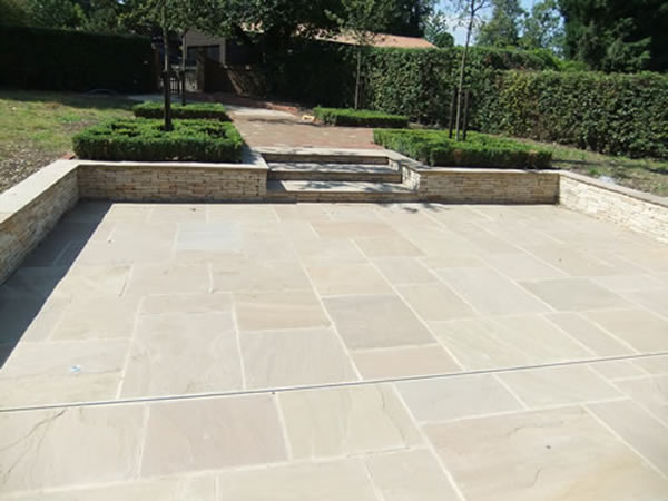 Paving, patios for gardens and homes in Aylesbury, Buckinghamshire