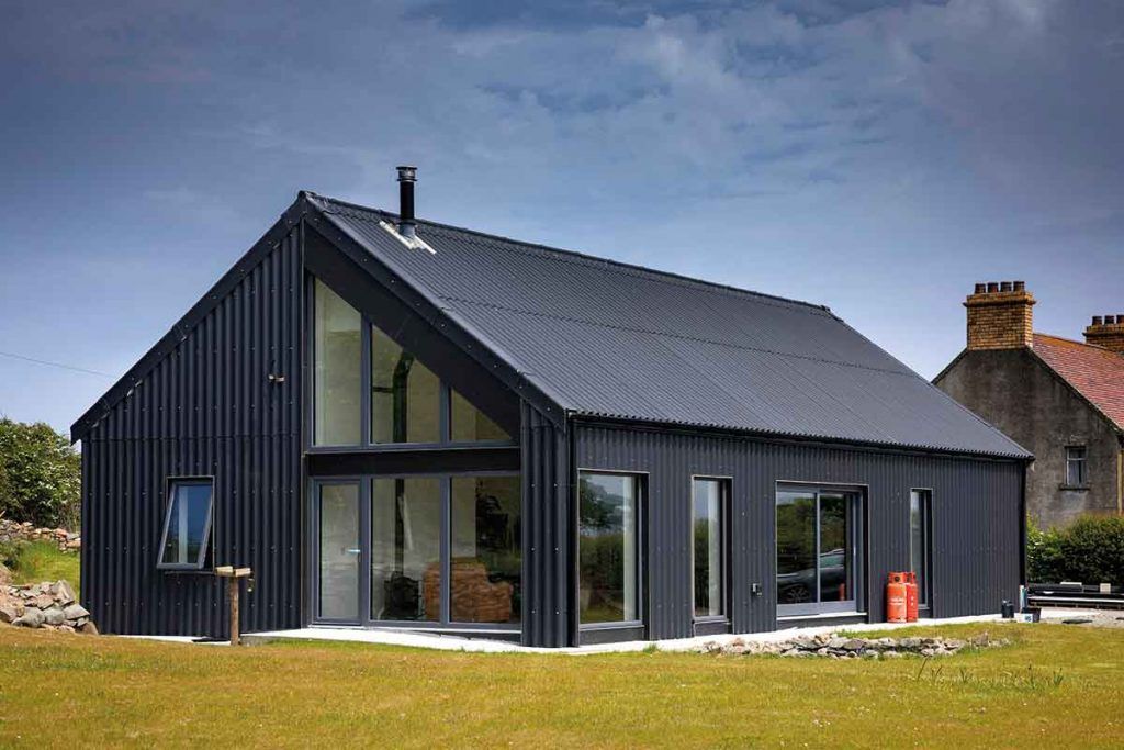 The Ultimate Contemporary Retreat: A Modern Shed for Your Guest House