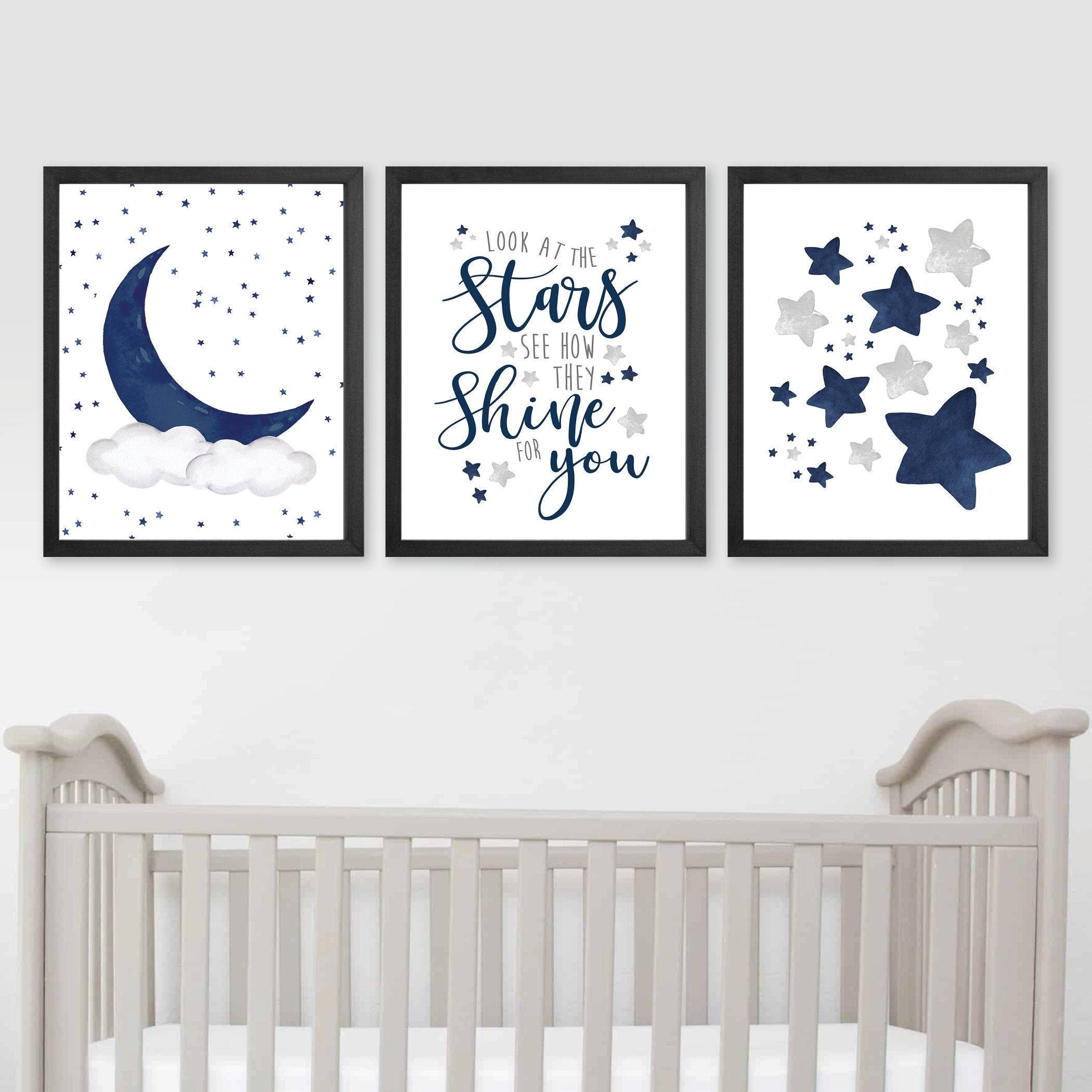 Celestial Nursery: Stars ​and moonlight create a dreamy nighttime‌ haven