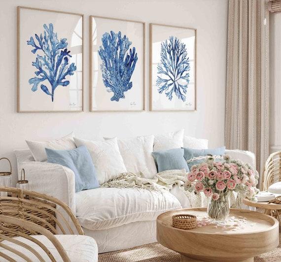 Embrace⁢ coastal themes with marine decor in your blue ‌living room