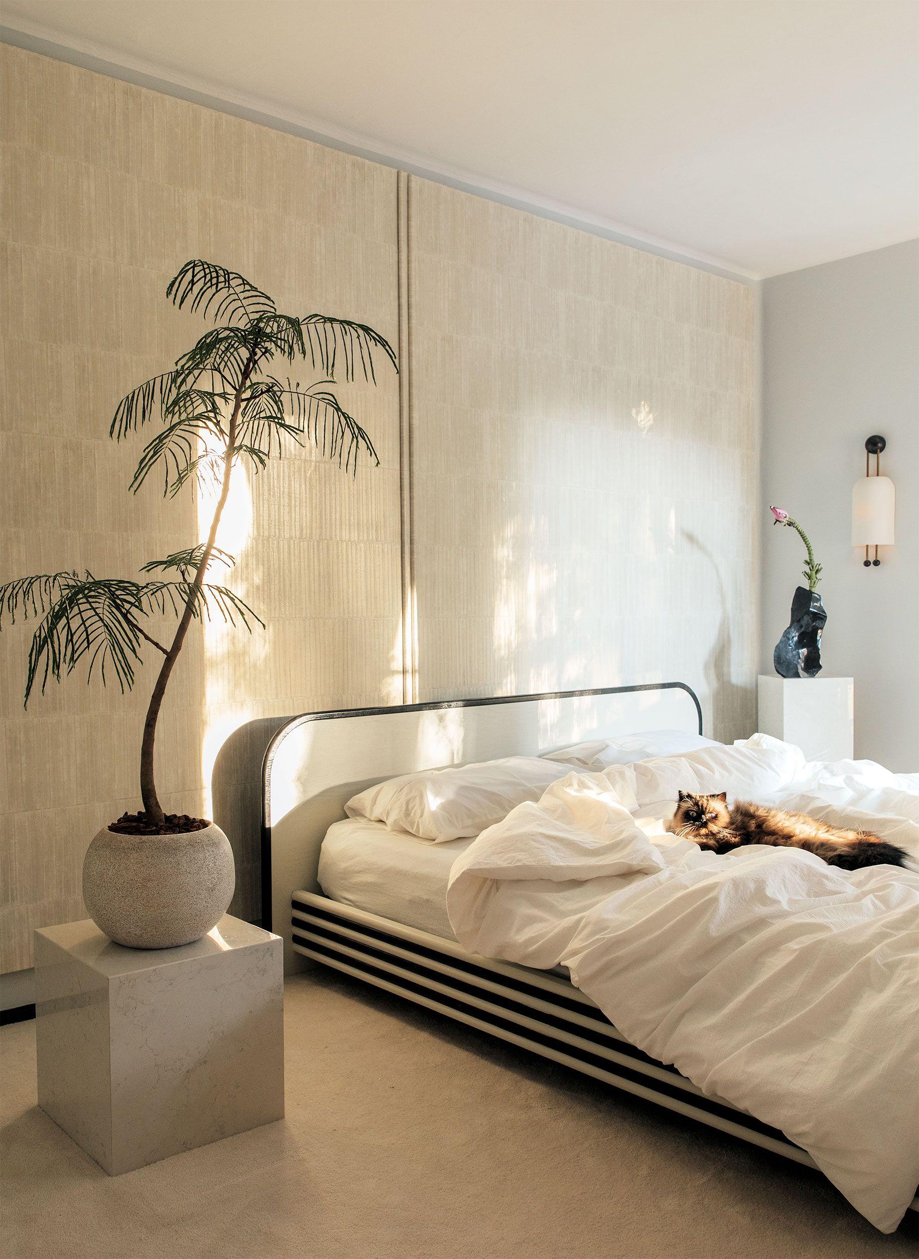 Minimalist bedroom: Simplified design for a ⁤serene and​ clutter-free⁤ space