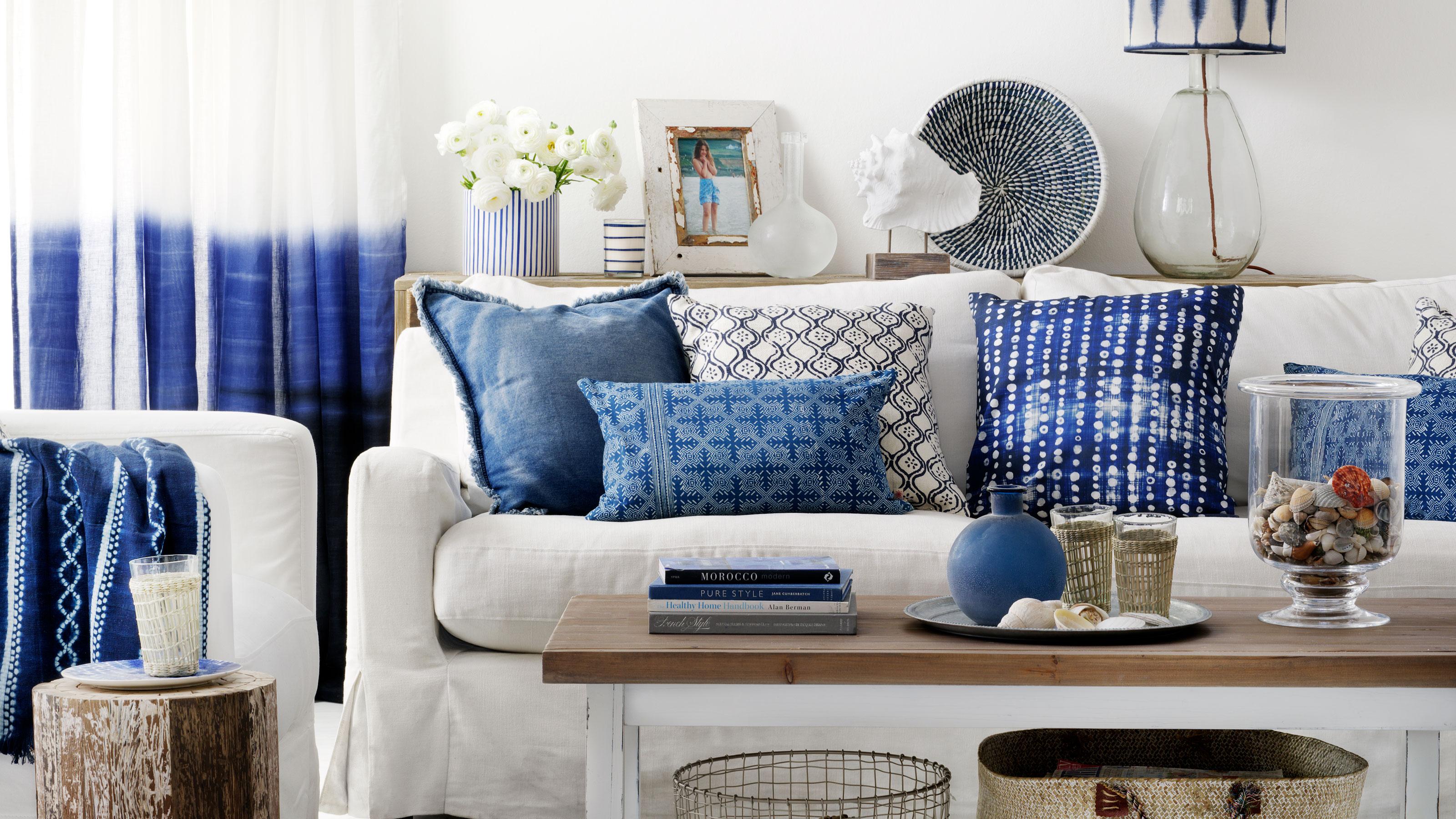 Coastal Living Room: Invite serenity with nautical hues and natural textures