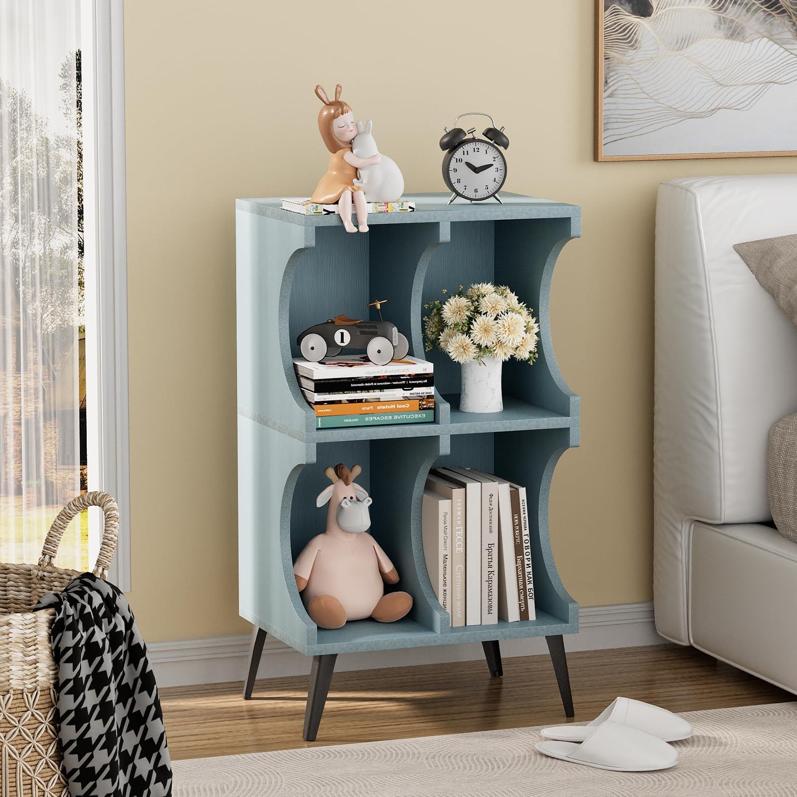 Integrate⁢ open⁢ shelving to display treasures⁤ in your‌ blue living room