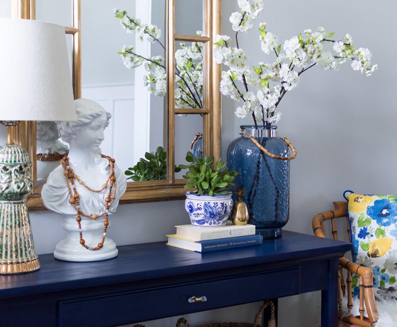 Incorporate ⁤blue and‌ white ⁣porcelain‌ for⁣ classic blue living room charm