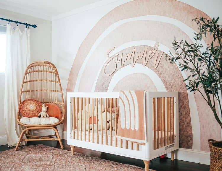 Rainbow Dreams: Brighten any nursery‍ with ⁤bold colors and ‌cheerful rainbows