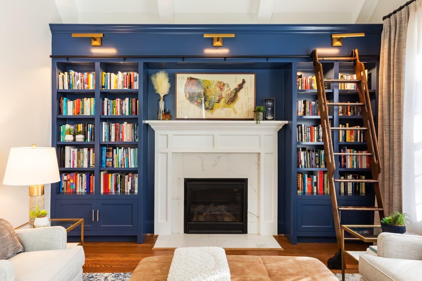 Store books neatly on‌ shelves in your serene blue living room