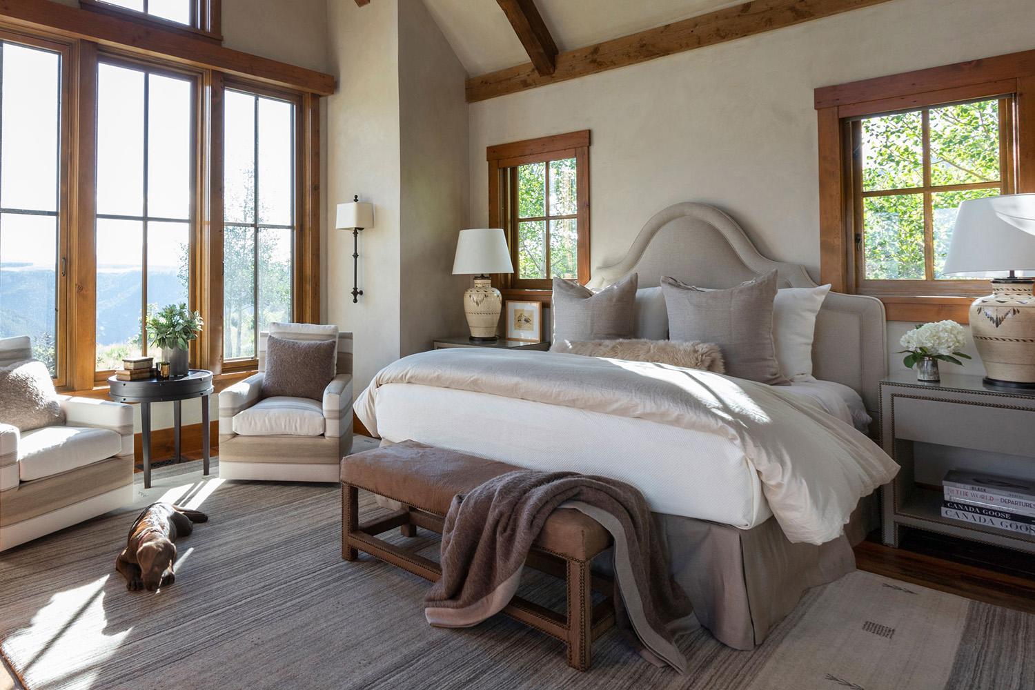 Farmhouse Bedroom: Bring warmth with distressed wood and classic country elements