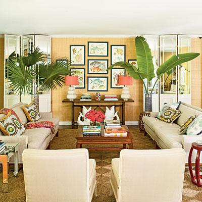 Tropical Living Room: Lush greenery ‍and vibrant hues for a ‌refreshing⁤ escape