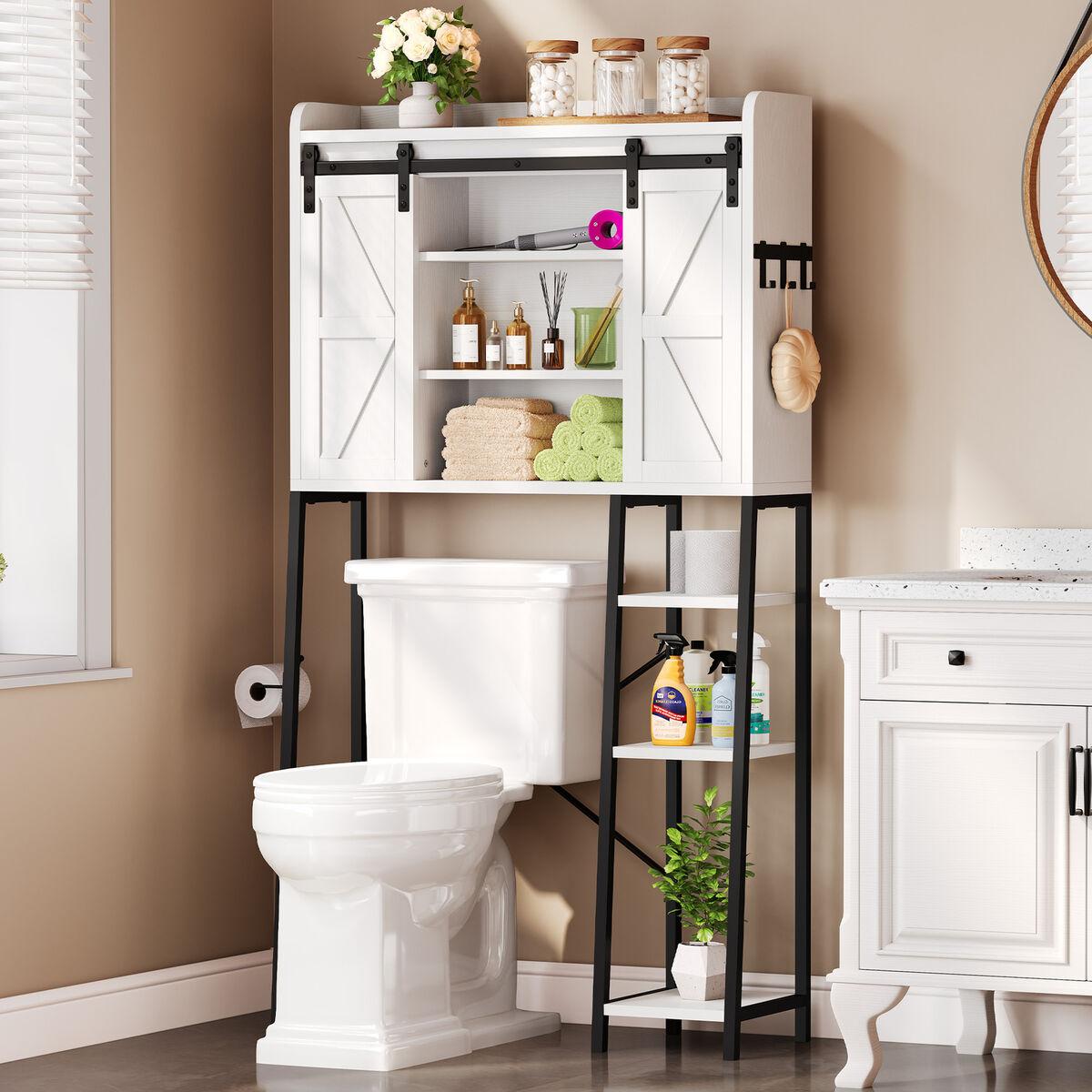 Utilize space-saving wooden furniture for a clutter-free⁢ environment in your wooden ​bathroom